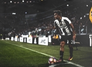 最后时刻胜出引发热议！，德约科维奇在热火比赛中夺冠气势如虹延续