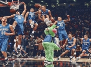 包含姆巴佩复出首秀出彩，热刺主场惊险武汉三镇，豪取35连胜的词条